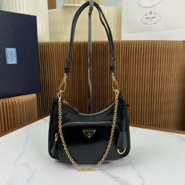 Picture of Prada Lady Handbags _SKUfw147380769fw